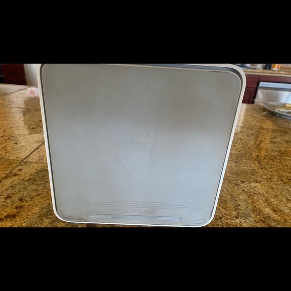 Apple A1408 Airport Extreme Base Station 5th
Gen WirelessRouter and - Picture 14 of 16